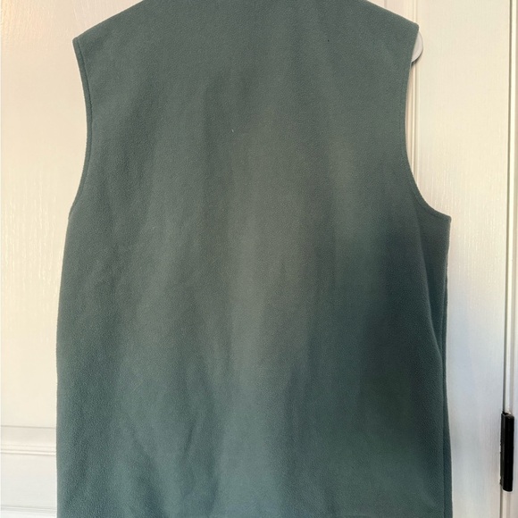 Columbia Teal Fleece Vest with Red Highlights - Picture 6 of 6